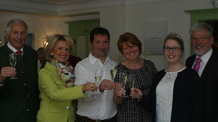 Iph&ouml;fer Kammer neu er&ouml;ffnet