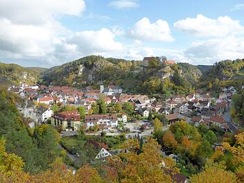 Malerisches Felsenstädtchen in der Fränkischen Schweiz: Pottenstein im Landkreis Bayreuth