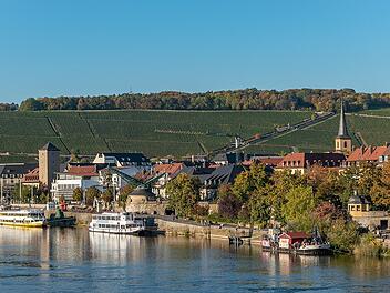 Die Allerheiligen Messe in Würzburg ist jedes Jahr ein besonderes Ereignis, um die fränkische Stadt am Main zu besuchen.