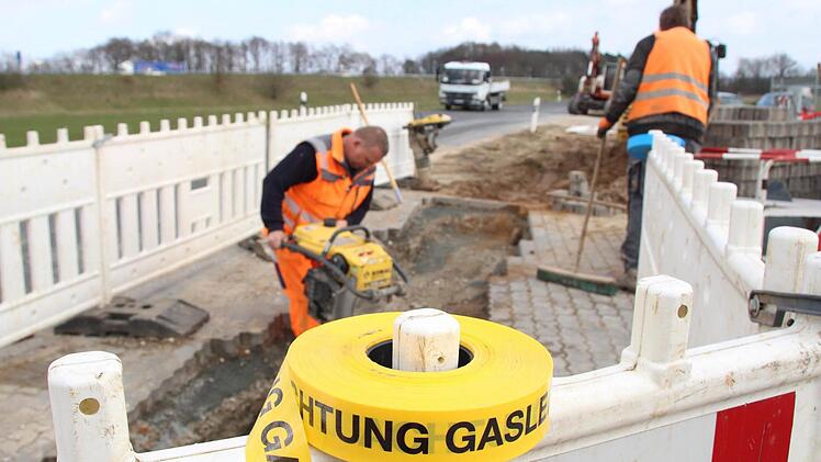 Im Gewerbegebiet Aischpark wird die Haupt-Gasleitung um 800 Meter verlängert. Foto: Andreas Dorsch