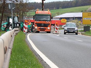 Im Ebrachgrund bei Mühlhausen haben die Arbeiten an den drei Brücken begonnen. Fotos: Christian Bauriedel