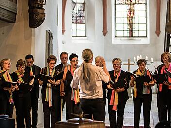 Der Laurentiuschor Meeder eröffnete das Konzert zum Friedensdankfest in Meeder.Foto:_ Jochen Berger