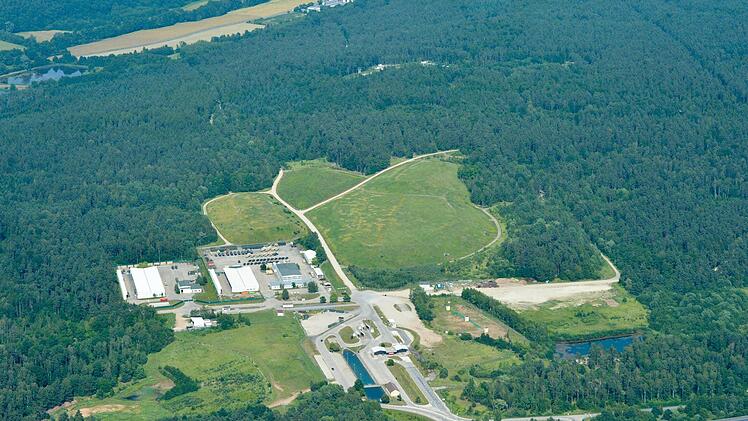 Das Gebiet des Hauptsmoorwalds an der Panzerwaschanlage (vorne) wird nun doch Nationales Naturerbe.  Foto: Ronald Rinklef/Archiv