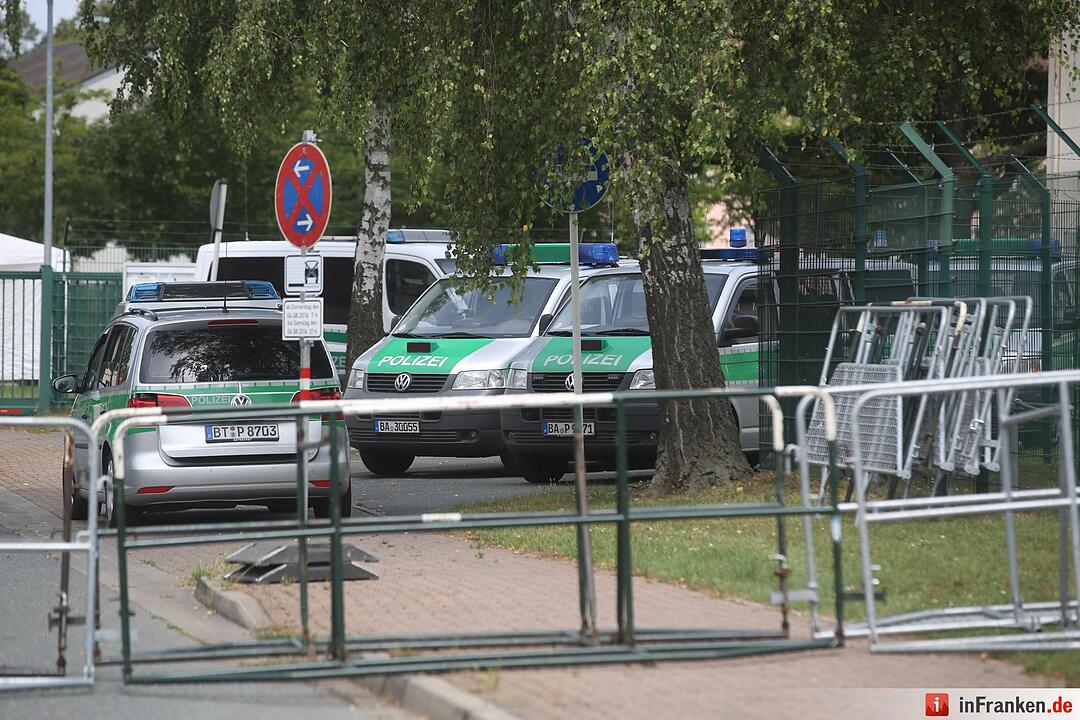 Protestkundgebung vor Bamberger Fluechtlingsheim