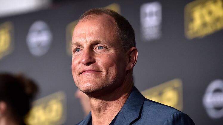 Woody Harrelson hatte sich mit seinem Vater am Ende und trotz allem "gut verstanden", wie er sagte.