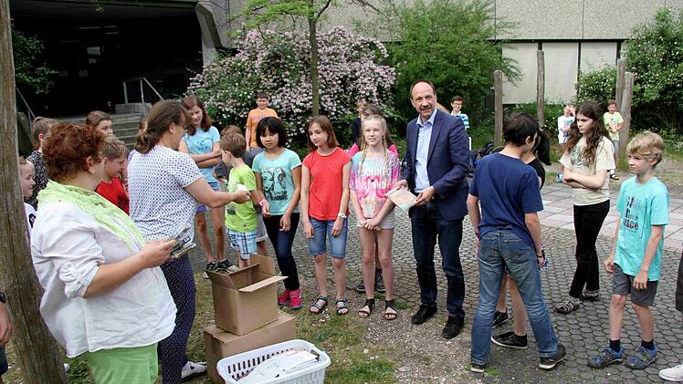 Bei der Preisverteilung  Foto: Richard Sänger