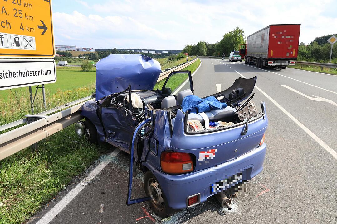 Schwerer Unfall bei Autobahnauffahrt Schlüsselfeld