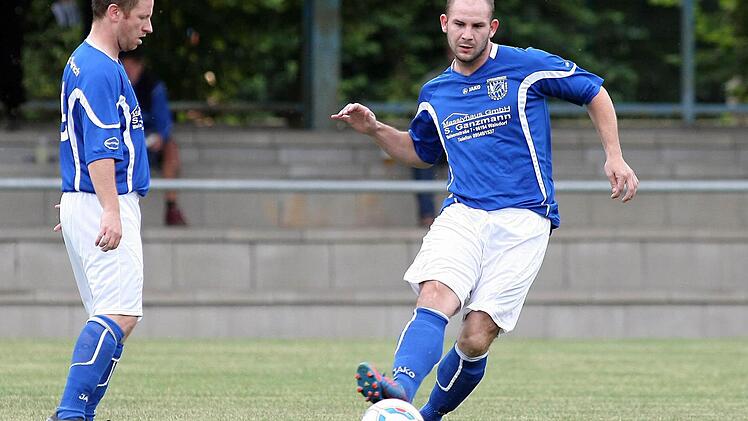 Tobias Eichhorn (rechts) wechselt zum Bezirksligisten FC Coburg. Foto: Archiv