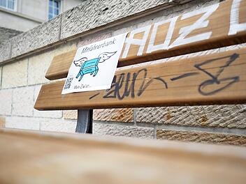 Eine Mitfahrbank kann im besten Fall das Mobilitätsproblem vieler Orte lösen.  Foto: Marian Hambacher