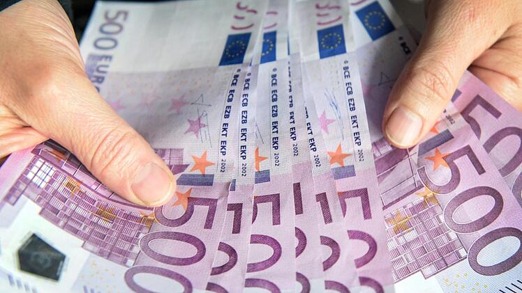 Um viel Geld ging es vorm Landgericht Schweinfurt.  Patrick Seeger/dpa