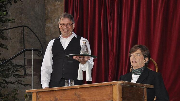 Arsenik statt Absinth - eine tragische Verwechslung mit Torsten Korff und Elisabeth Lamprecht. Foto: Peter Klopf