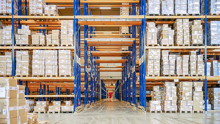 Lagerhalle, Logistíkzentrum, Logistikunternehmen, Dienstleister