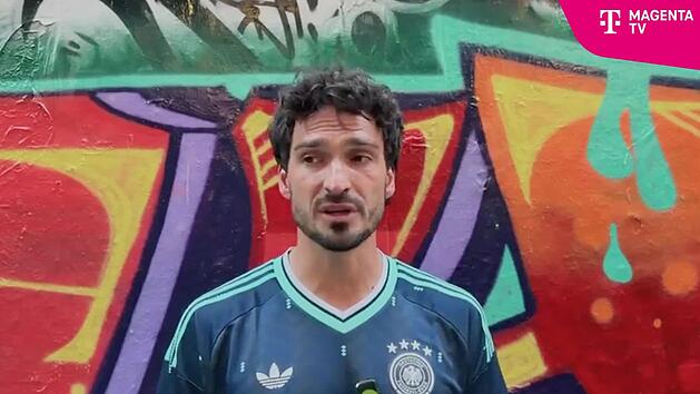 Mats Hummels rechnet bei MagentaTV mit der DFB-Elf ab.