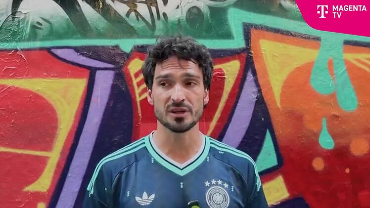 Mats Hummels rechnet bei MagentaTV mit der DFB-Elf ab.