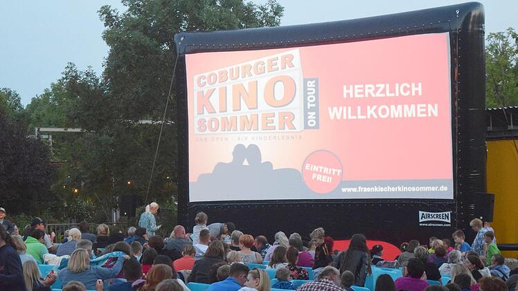So eng wie früher darf es nicht zugehen, aber der Kinosommer fällt wenigstens nicht aus. Foto: CT-Archiv