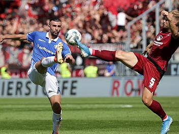 Irres Spiel in Darmstadt: Der FCN  spielte am Sonntag 3:3 Unentschieden. Foto: Hasan Bratic/dpa