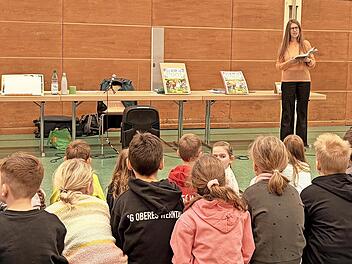 Spannende Autorenlesung an der Grundschule in Oerlenbach.