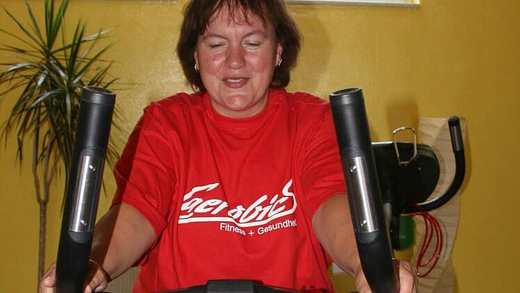 Petra Seiferth ist beim Pilotprojekt betriebliches Gesundheitsmanagement mit dabei. Sie ist überzeugt, dass Bewegung für Geist und Seele gut ist. Foto: Veronika Schadeck