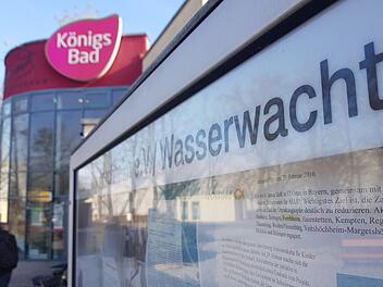 Alle Mitglieder der "Blaulicht-Familie" wie Wasserwacht und Feuerwehr könnten bald für den halben Eintrittspreis ins Königsbad.  Foto: Ronald Heck