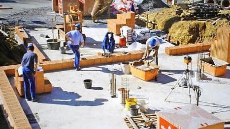 Auch private Bauherrn schätzen die Kompetenz des Bauunternehmens Helmut Herrmann.