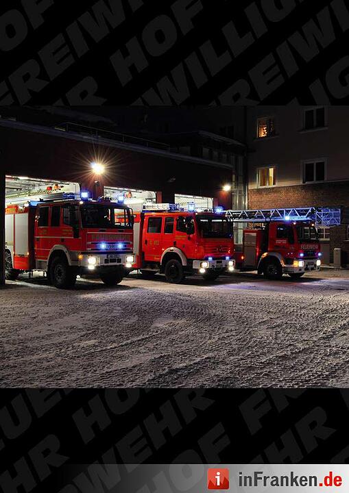 Feuerwehr-Kalender Hof 2016: Brandheiße Einsätze