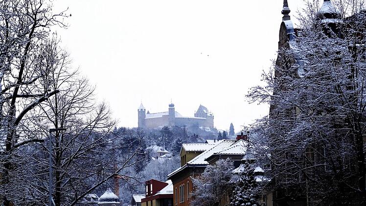 Winterimpressionen aus Coburg: Blick zur Veste aus der BahnhofstraßeFoto: Jochen Berger