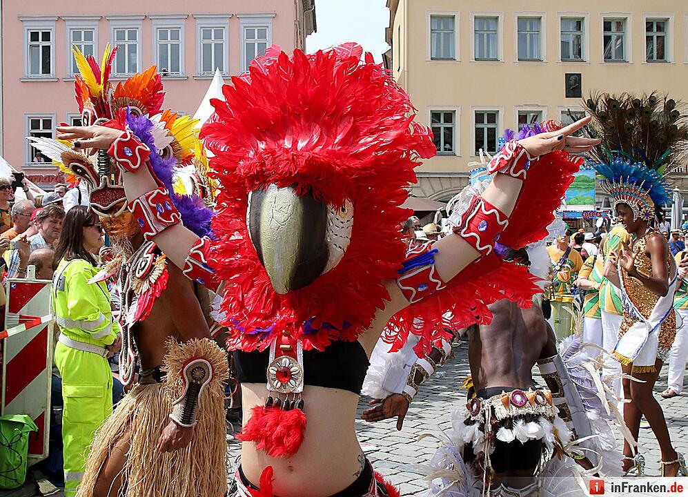 C_0710_Sambaumzug_23