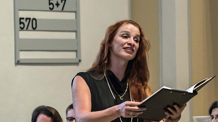 Die Coburger Bachnacht unter der Leitung von Peter Stenglein lockte zahlreiche Zuhörer an mit ihrem vielseitigen Programm. Foto: Jochen Berger