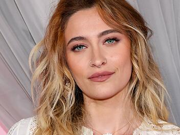 Paris Jackson ist die Tochter des 2009 verstorbenen Popstars Michael Jackson.