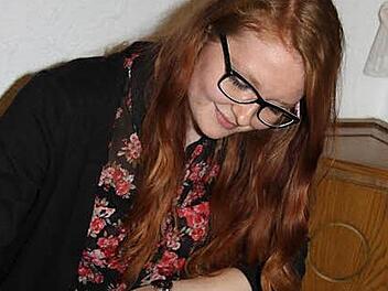 Lisa Schor hat sich nicht nur der Politikwissenschaft, sondern auch der Kommunalpolitik verschrieben  Fotos: Ralf Kestel