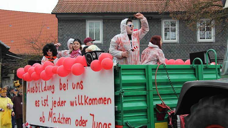 Die Jugendwehr Untermerzbach warb um weiteren Nachwuchs.