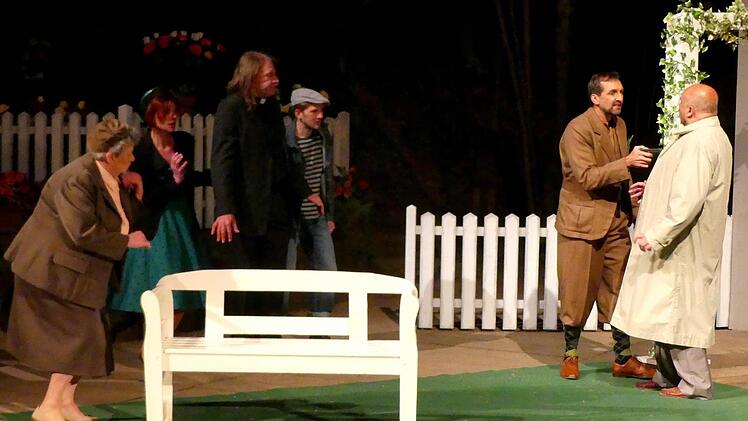 Szene aus Miss Marple - Mord im Pfarrhaus Foto: Dieter Hübner