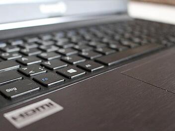 In den Gebieten des Marktes Zeitlofs, die vom Ausbau der Hab-net nicht betroffen sind, bleibt die Internetverbindung nach wie vor unter 30 Mbit pro Sekunde.  Foto: Julia Raab