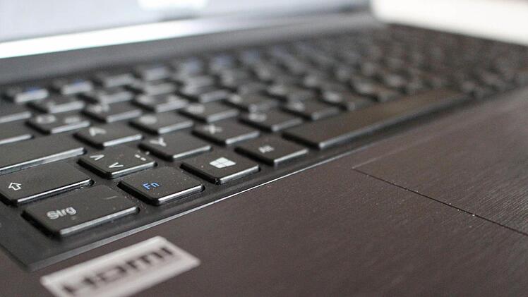 In den Gebieten des Marktes Zeitlofs, die vom Ausbau der Hab-net nicht betroffen sind, bleibt die Internetverbindung nach wie vor unter 30 Mbit pro Sekunde.  Foto: Julia Raab