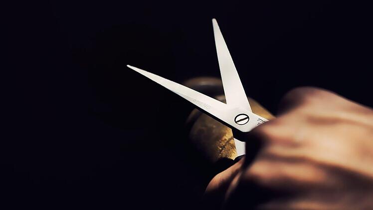 Die Polizei ging zun&auml;chst vom Schlimmsten aus - und lobte am Ende eine neue Frisur. Die Geschichte eines kuriosen Polizeieinsatzes. Symbolbild: pixabay