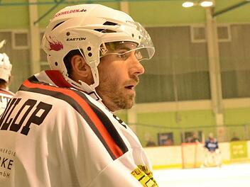 Gelungene Premiere: In seinem ersten Spiel für die Kissinger Wölfe erzielte Mark Dunlop gleich einen Treffer. Foto: Jürgen Schmitt