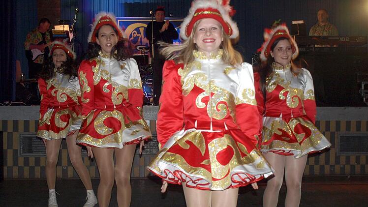 Hübsch sind sie, die jungen Damen der Prinzengarde