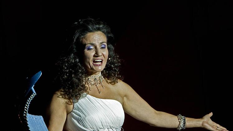 Daniela dé Santos verzauberte das Publikum in der Coburger Heilig-Kreuz-Kirche. Foto: Jochen Berger