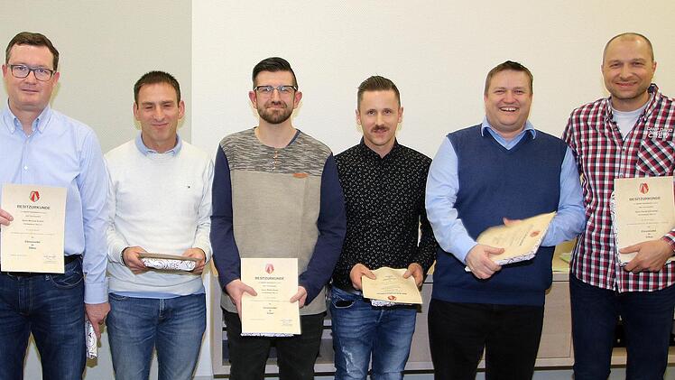 In der Bezirksliga spielen nun die Herren 30 der Tennisabteilung des  TSV Maßbach, nachdem sie Meister in der Bezirksklasse wurden.  Foto: Dieter Britz