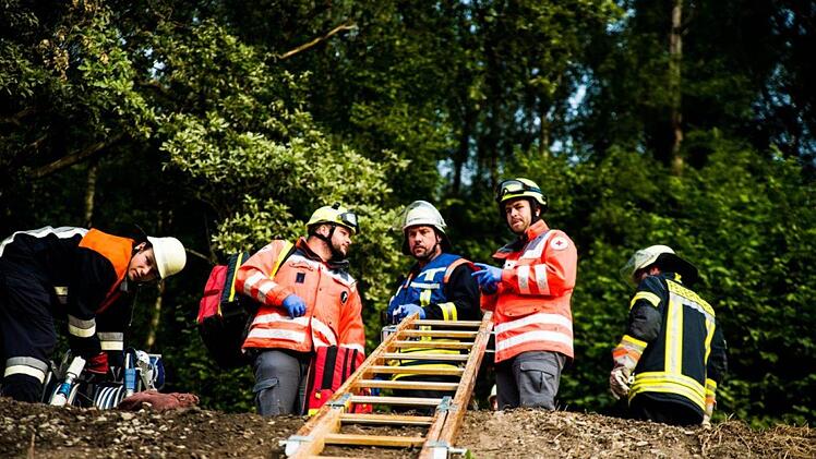 Zwischen Rupboden und Eckarts wurde die Feuerwehr zu einer nicht angek&uuml;ndigten &Uuml;bung alarmiert. Foto: Benedikt Stelzner