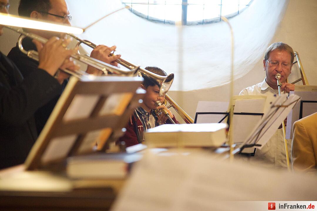 Nach einjähriger Kirchensanierung: Hannberg feiert die Wiedereröffnung der Wehrkirche der Pfarrei Geburt Mariens Hannberg
