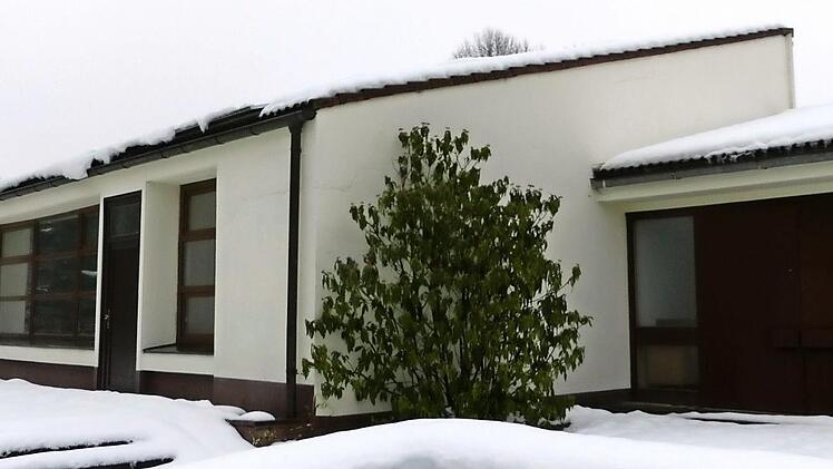 Im vorderen Teil der ehemaligen Guttenberger Schule (Eingang und erster Klassenraum) wird der Dorftreff seinen Platz finden. Foto: Wulf