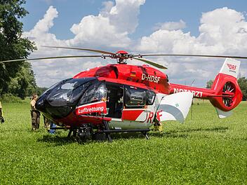 Nach einem folgenschweren Unfall im Landkreis Schweinfurt musste eine Frau mit dem Rettungshubschrauber in die Uniklinik nach W&uuml;rzburg gebracht werden. Symbolfoto: Weier/News5