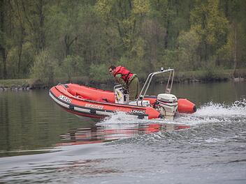 Symbolbild: Schlauchboot Feuerwehr