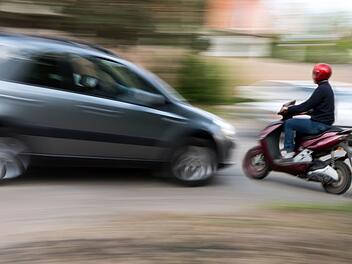 Rollerunfall in Seßlach: 59-Jährige fährt Schüler an