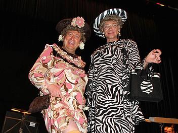 Als Waltraud und Mariechen sind Volker Heißmann und Martin Rassau bekannt geworden und begeisterten mit ihrem Auftritt auch das Publikum in der Dr.-Stammberger-Halle.