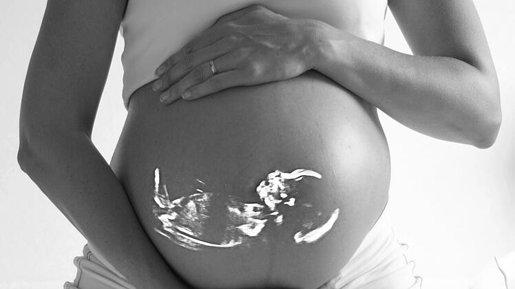 Wein & Co. kommen auch bei deinem Baby an.