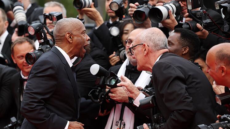 Denzel Washington legte sich auf dem roten Teppich in Cannes mit einem übergriffigen Reporter an.