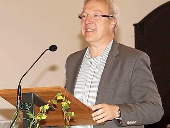 Klaus Schumann predigte in der Klosterkirche. Foto: Richard Sänger