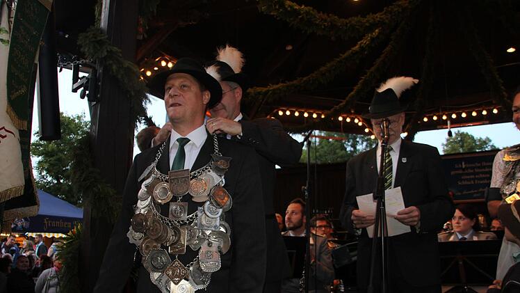 Bei der Proklamation zum Kronacher Freischießen. Foto: Veronika Schadeck
